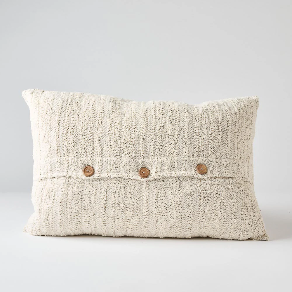 Eadie_Lifestyle_W24_SE26_Afero_Cushion_041_web-2.webp