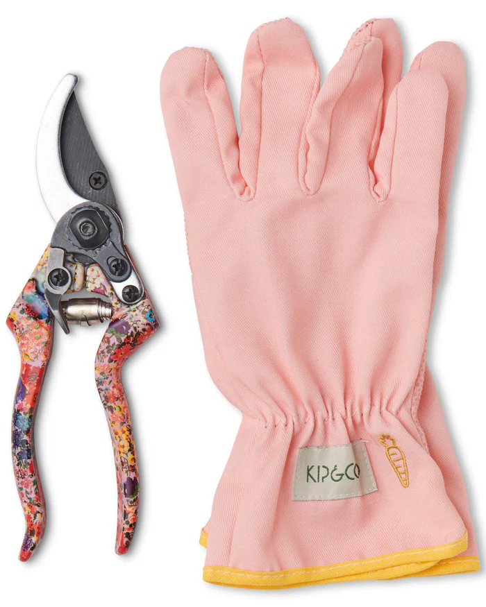 kip-and-co-ss24-forever-floral-secateurs-set_700x.webp