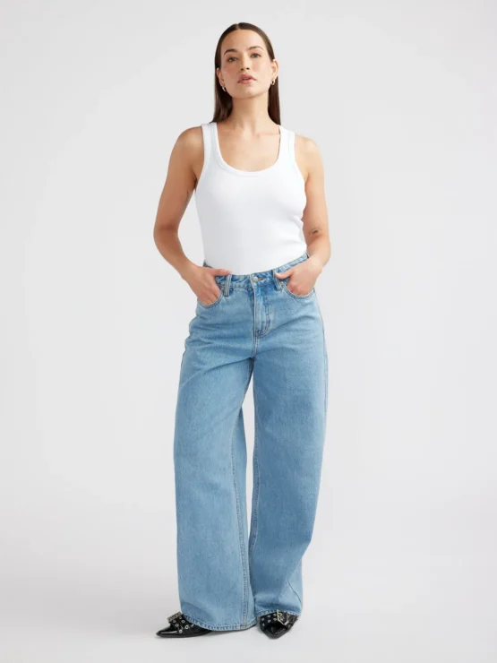 ena pelly - carrie straight leg denim jean | mid blue wash