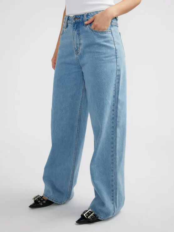 ena pelly - carrie straight leg denim jean | mid blue wash - Image 4