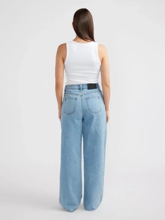 ena pelly - carrie straight leg denim jean | mid blue wash - Image 3