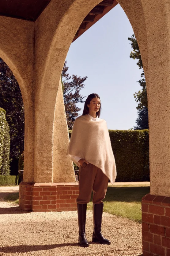 Cable - Brushed Pure Cashmere poncho | fawn - Image 6