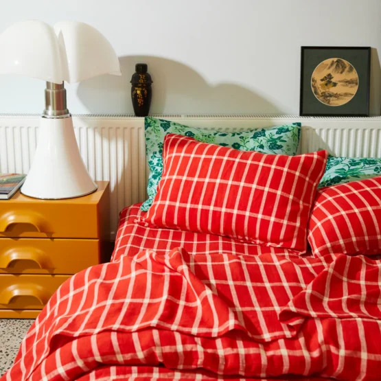 Sage x clare - remi linen pillowcase set | scarlet - Image 2