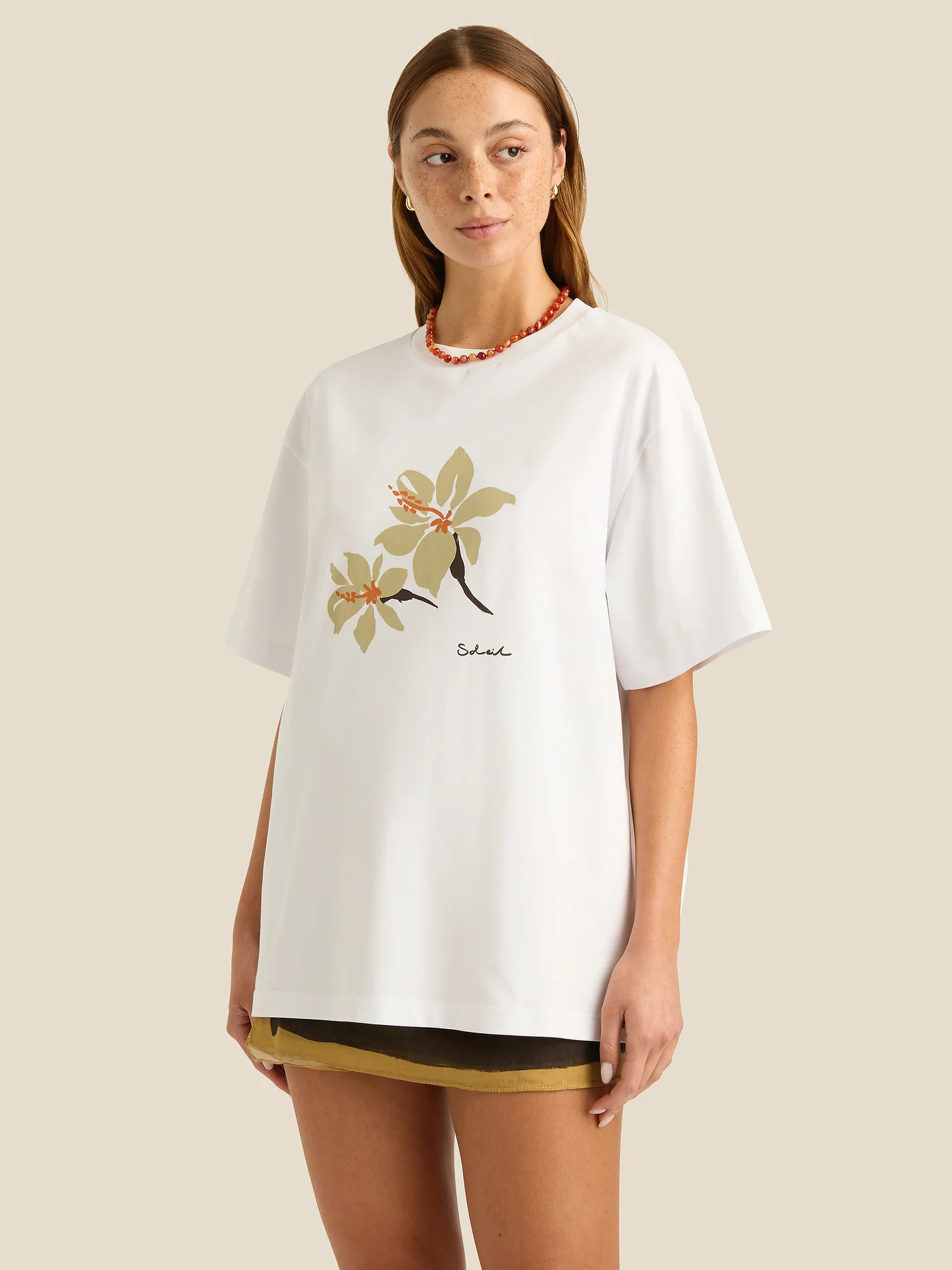 S11-TSH-087-TShirt-Hibiscus-24845-SoleilSoleil-0465EJEdit_faf53bc4-cf2f-41c4-b94a-2685c9738b95_1400x.webp