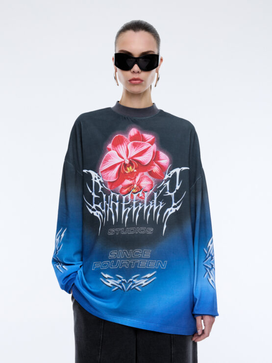 ena pelly - orchid long sleeve tee | washed black - Image 5