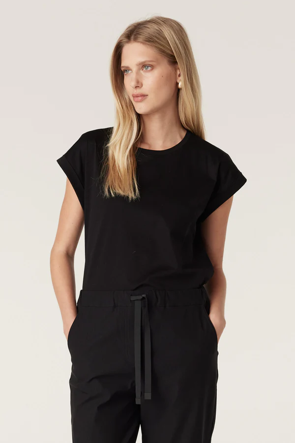 CSC1055_BLK_1_ck7dx3.webp
