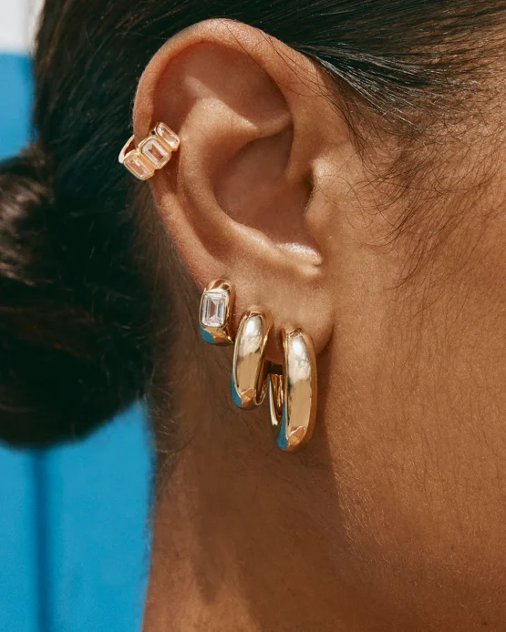 FAIRLEY - BOLD GOLD MIDI HOOPS - Image 2