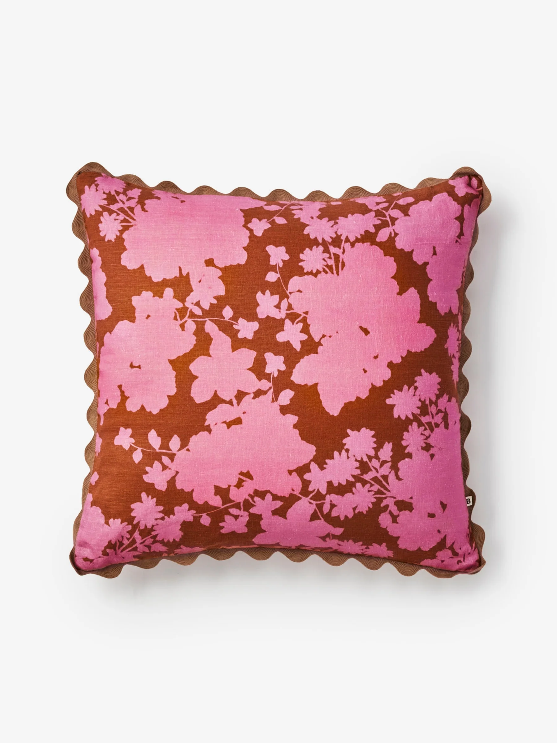 FC499-gardenia-cerise-60cm-linen-cushion-living-room-1.webp