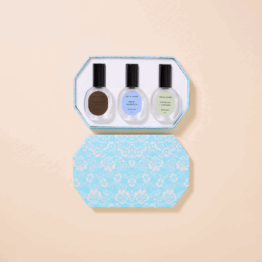 Celia loves - the homebody set
