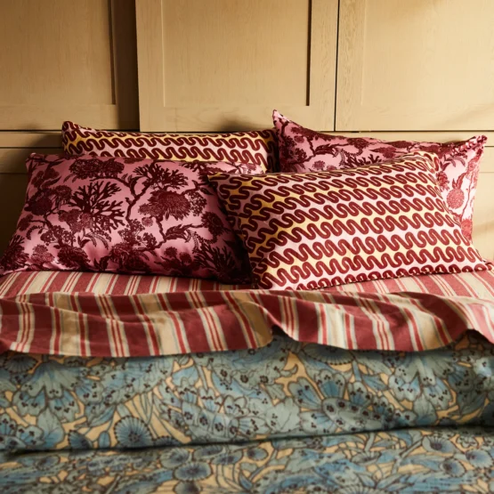 Sage x clare - delphine silk pillowcase | orchid - Image 3