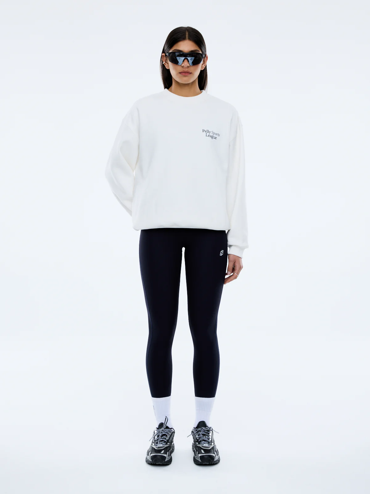 EPQ324100F-698-VWH_2.webp EPQ324100F-698-VWH_2.webp