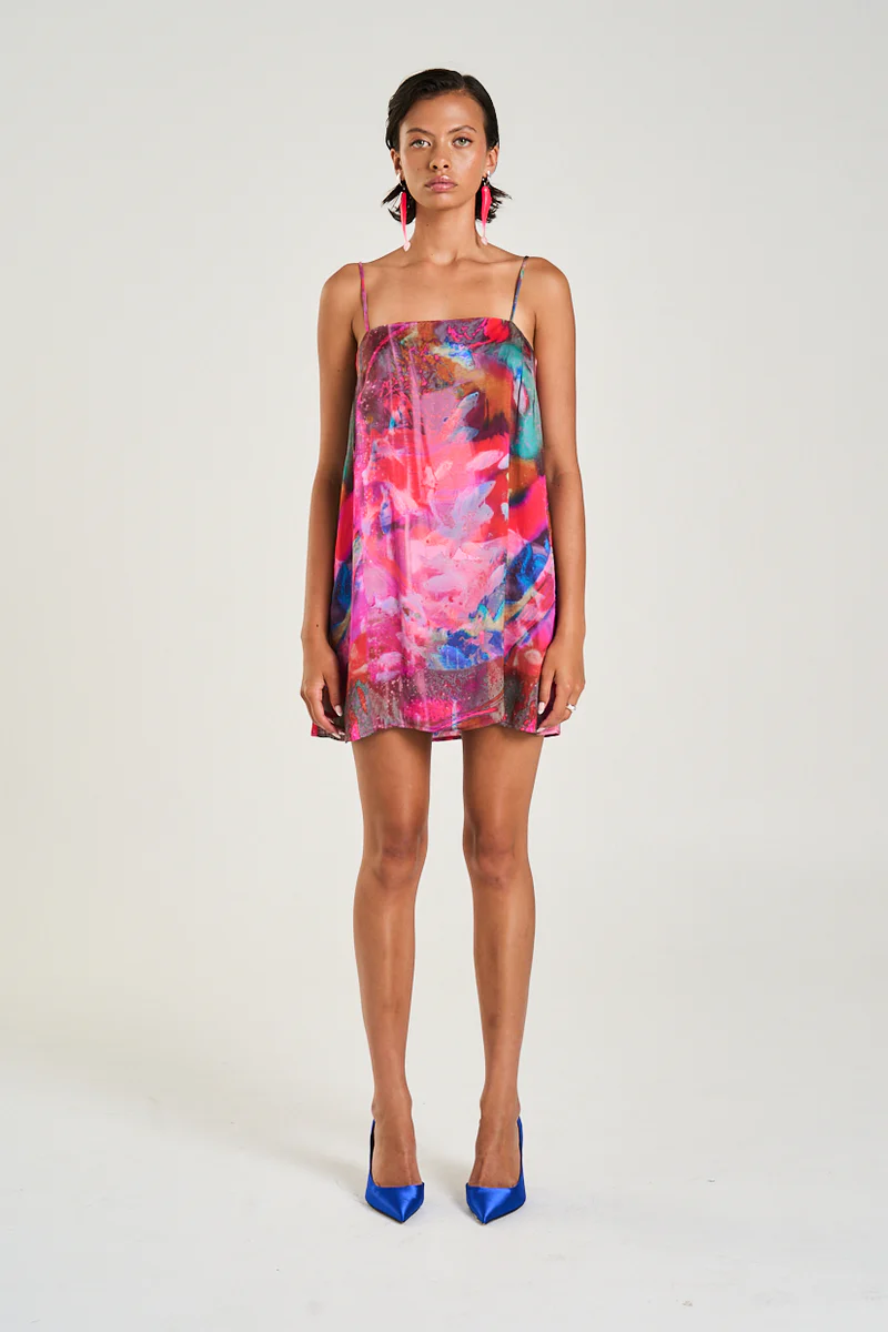 fishtank_shiftdress_002.webp