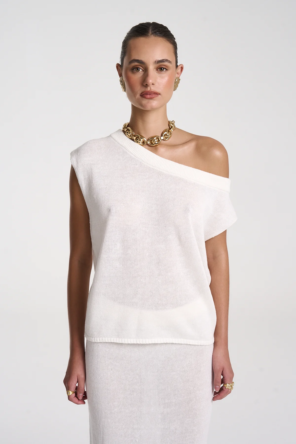 WhiteKnitOffShoulderTop_11df0276-56ee-4263-987d-11eb3eb535b6.webp
