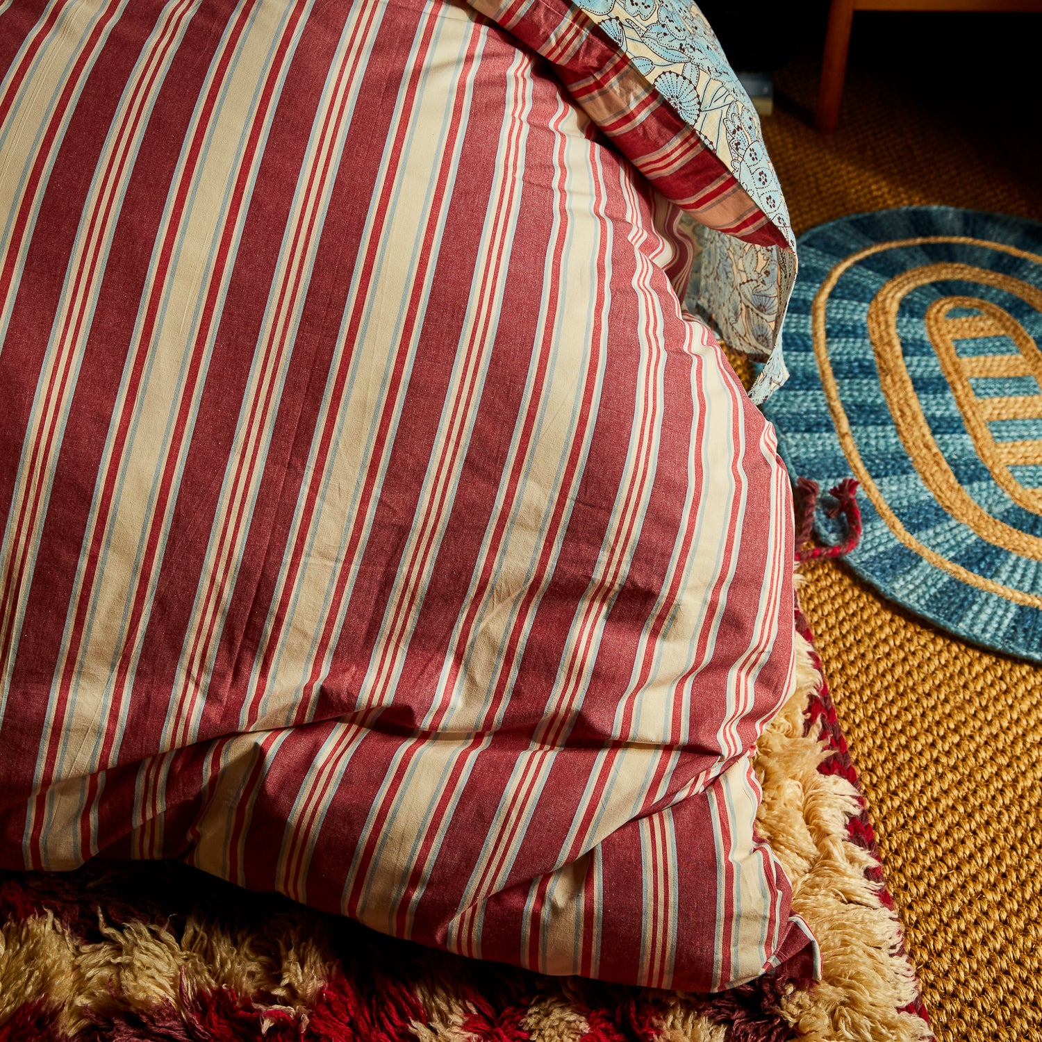 Sage x clare - Selene Cotton Quilt Cover - Crimson - king - Image 3