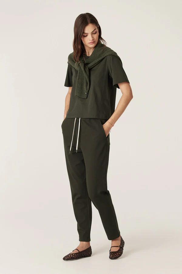 CAW26219_GRN_01_a1ywgz.webp CAW26219_GRN_01_a1ywgz.webp