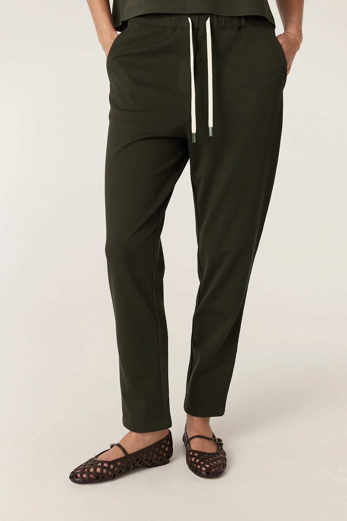 Cable - Luca twill jogger | forest green - Image 5