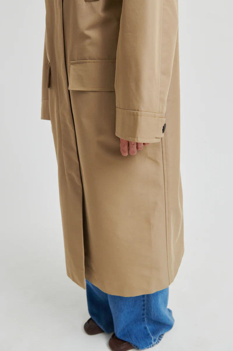 Second Female - Effye oversized coat | petrified oak - Image 4