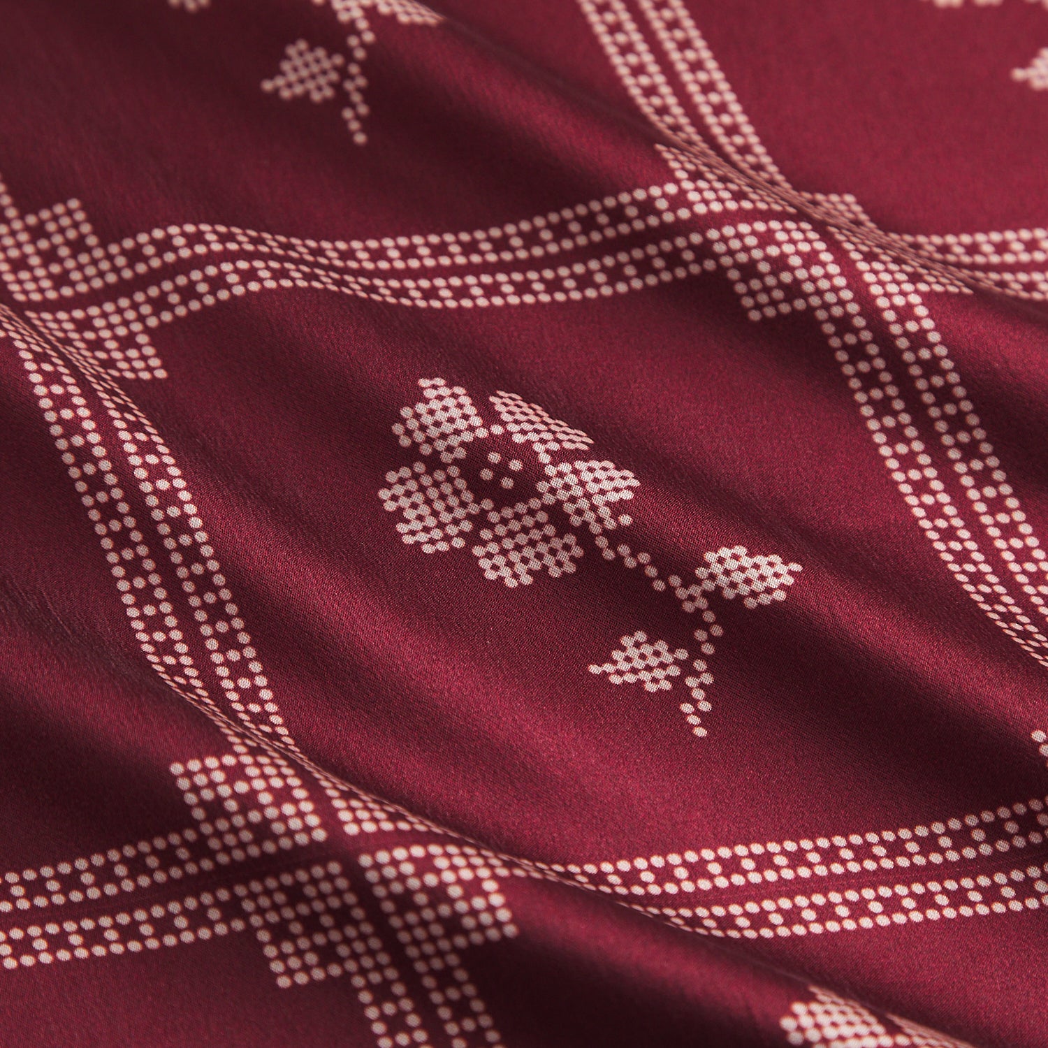 Sage x clare - Bonny Silk Pillowcase - Burnt Cherry - Image 3