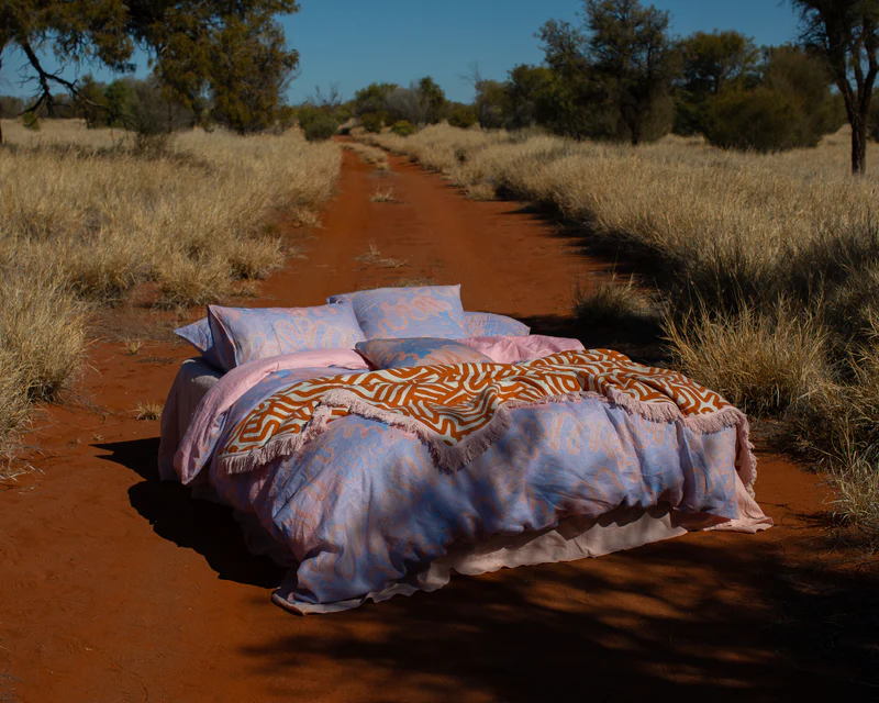 Kip & co - Kalaya Tjukurpa Rust Woven Bedspread - Image 4