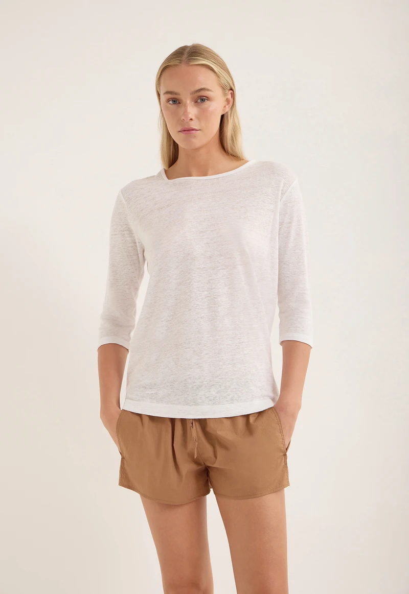JJ4572W23_White_02_xfy8un.webp JJ4572W23_White_02_xfy8un.webp